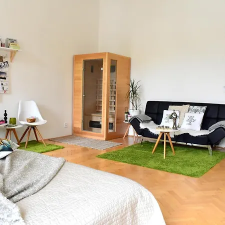 Wellness Florenc Apartment