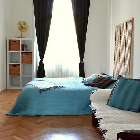 Wellness Florenc Apartment
